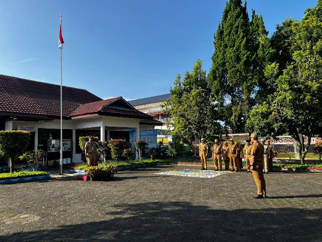 pada-hari-senin-27-april-2026-dilaksanakan-upacara-peringatan-hari-otonomi-daerah-tahun-2026-yang-bertemakan-dengan-otonomi-daerah-kita-wujudkan-asta-cita